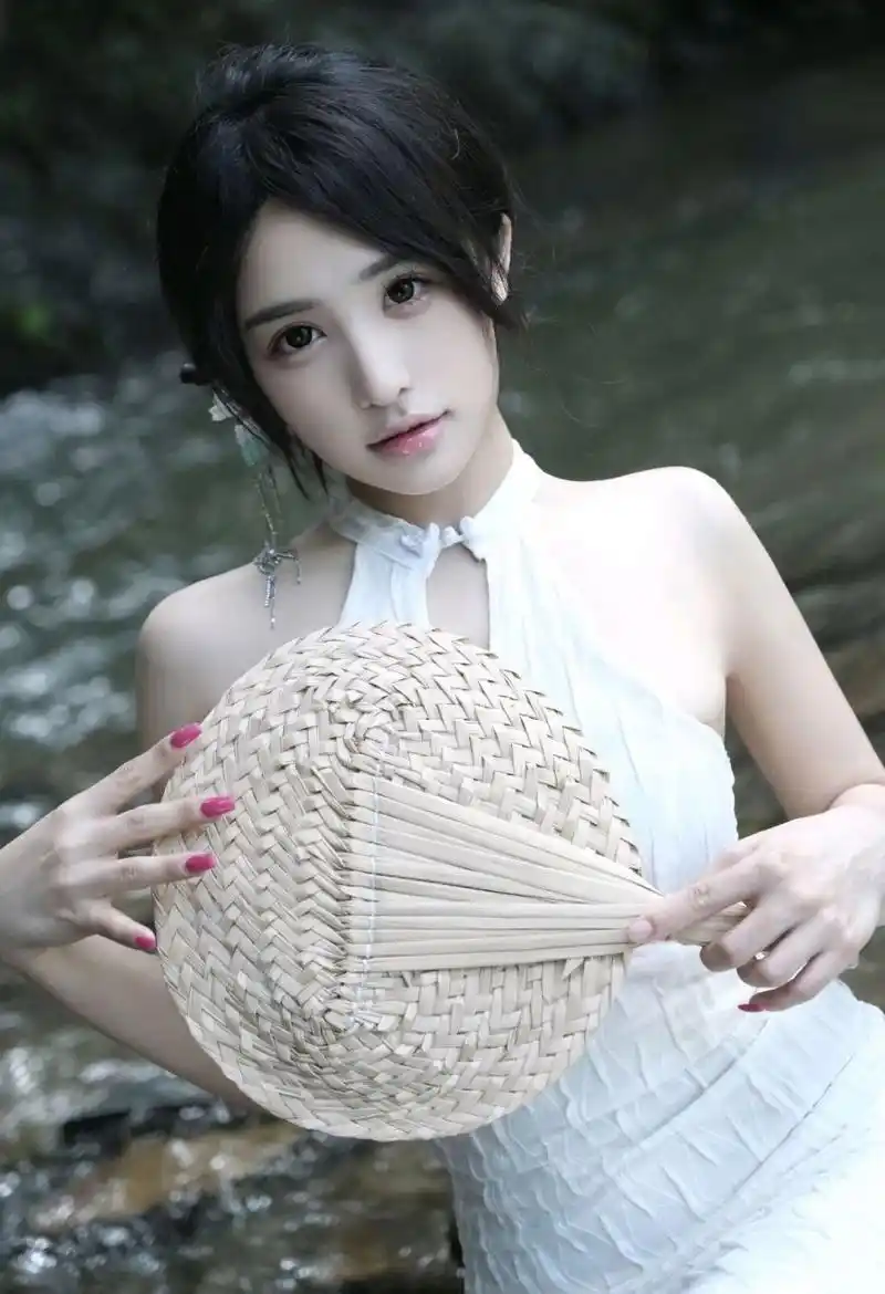 北纬四十度年代剧在线观看海报